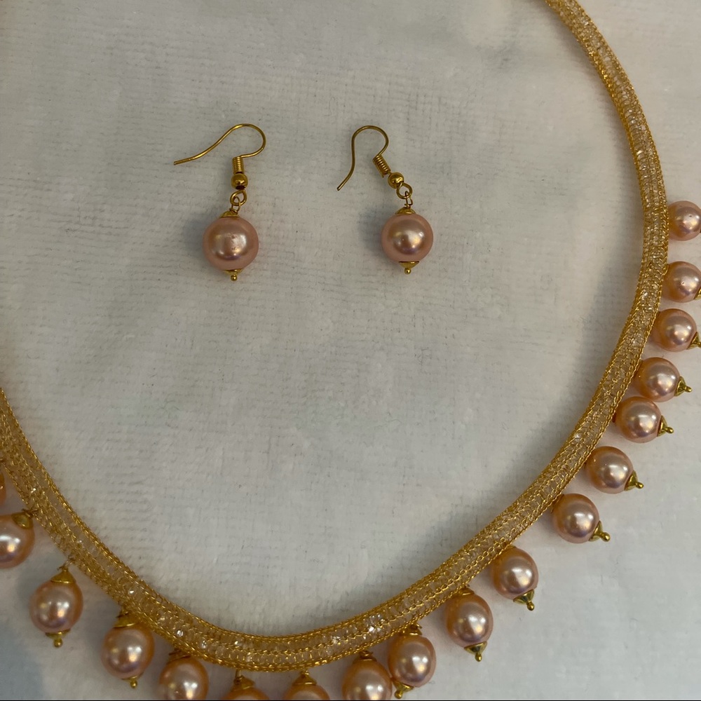 Jewelry - Picture 3 of 4